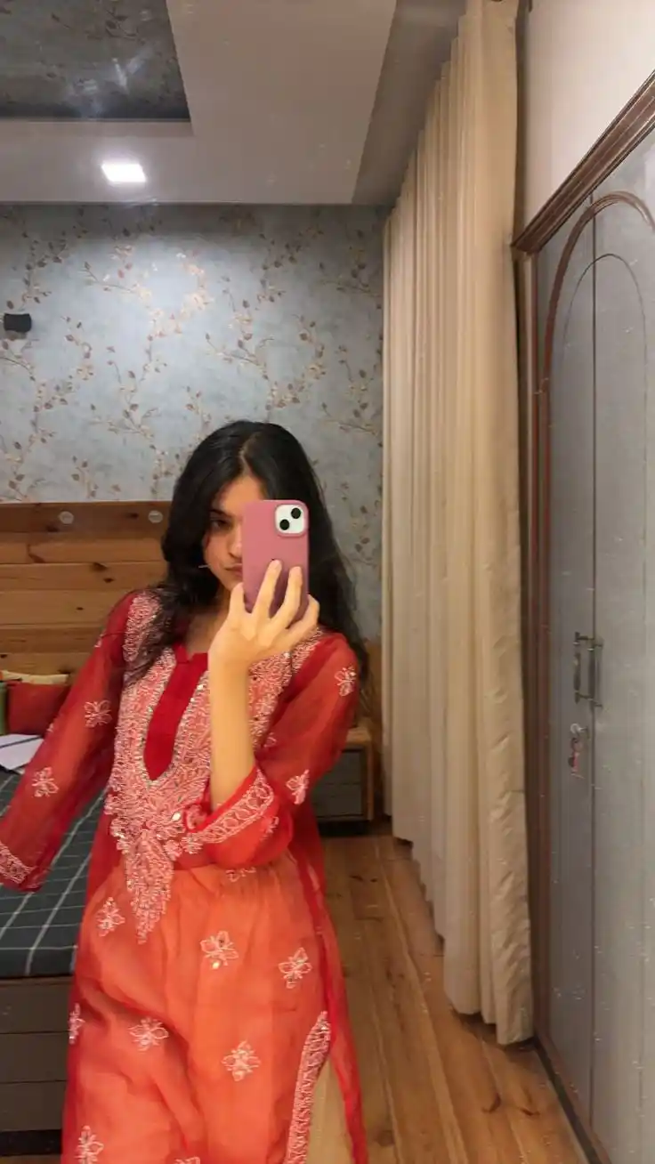 attitude hide face girl pic