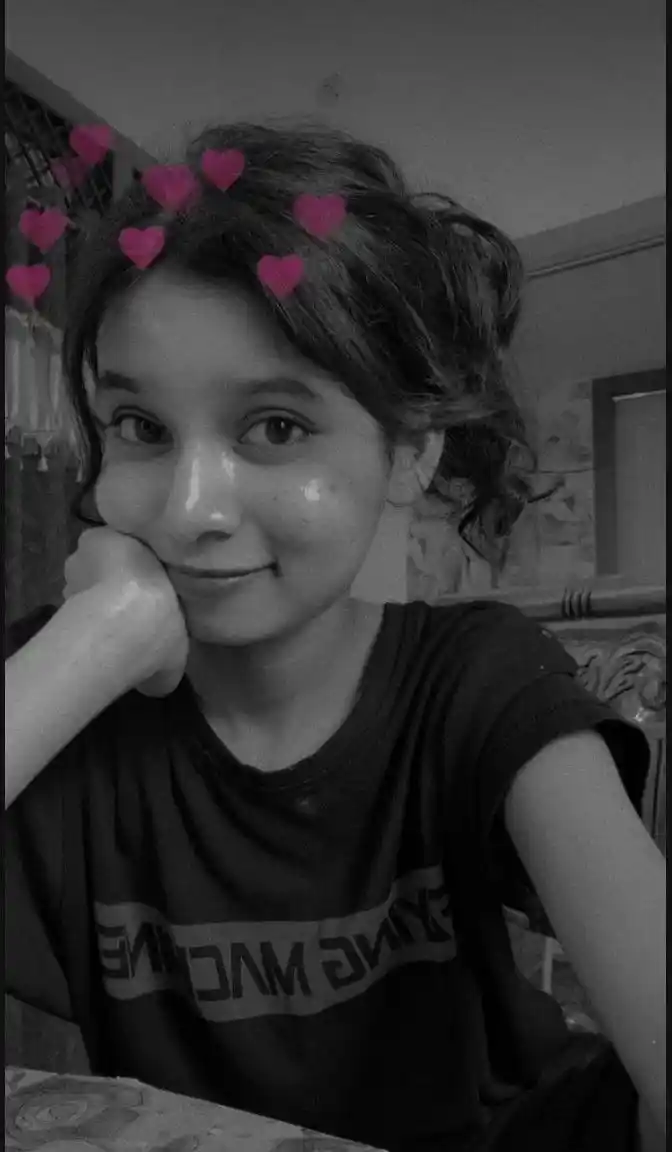 beautiful girl hidden face dp