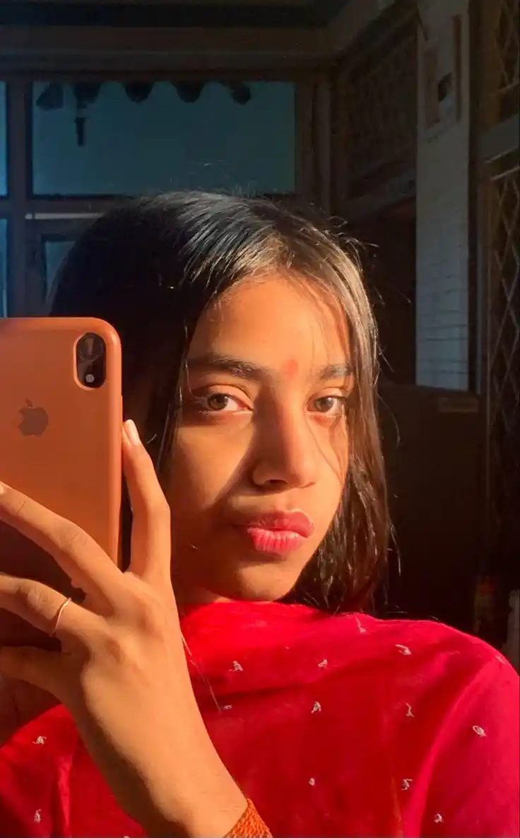 beautiful girl photo