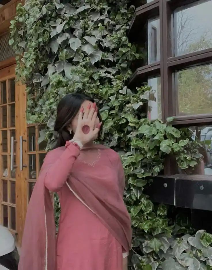 black girl hidden face dp