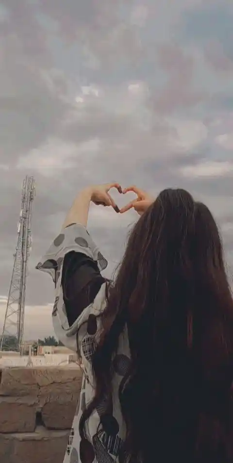 girls dp for instagram hidden face aesthetic