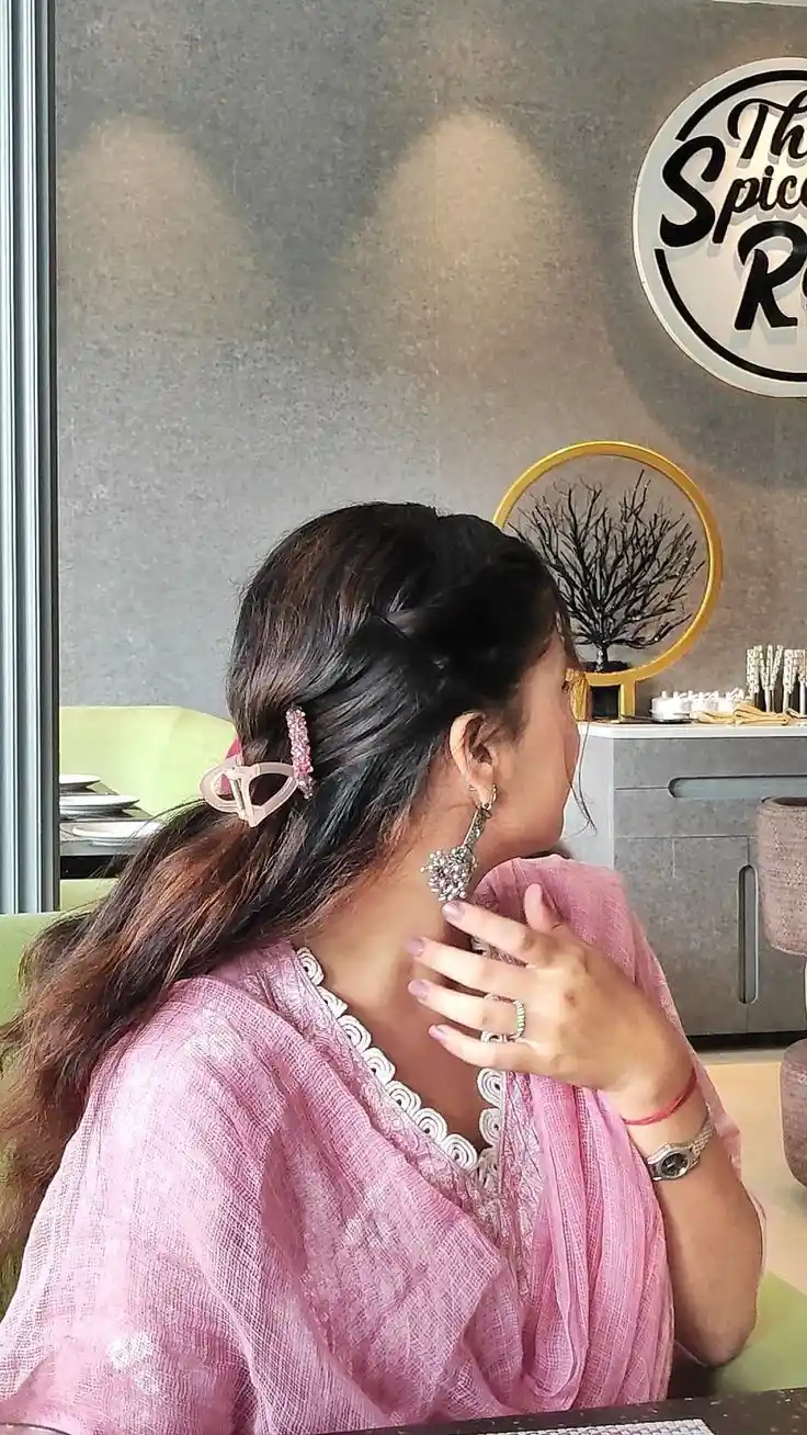 hand dp girl boy real