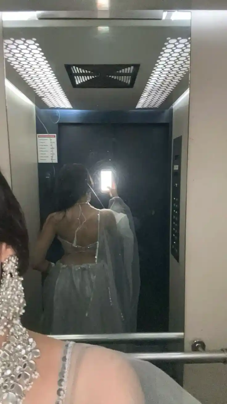 indian girl hidden face dp