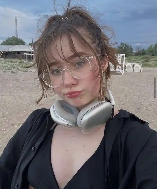 ladki ka dp achha achha