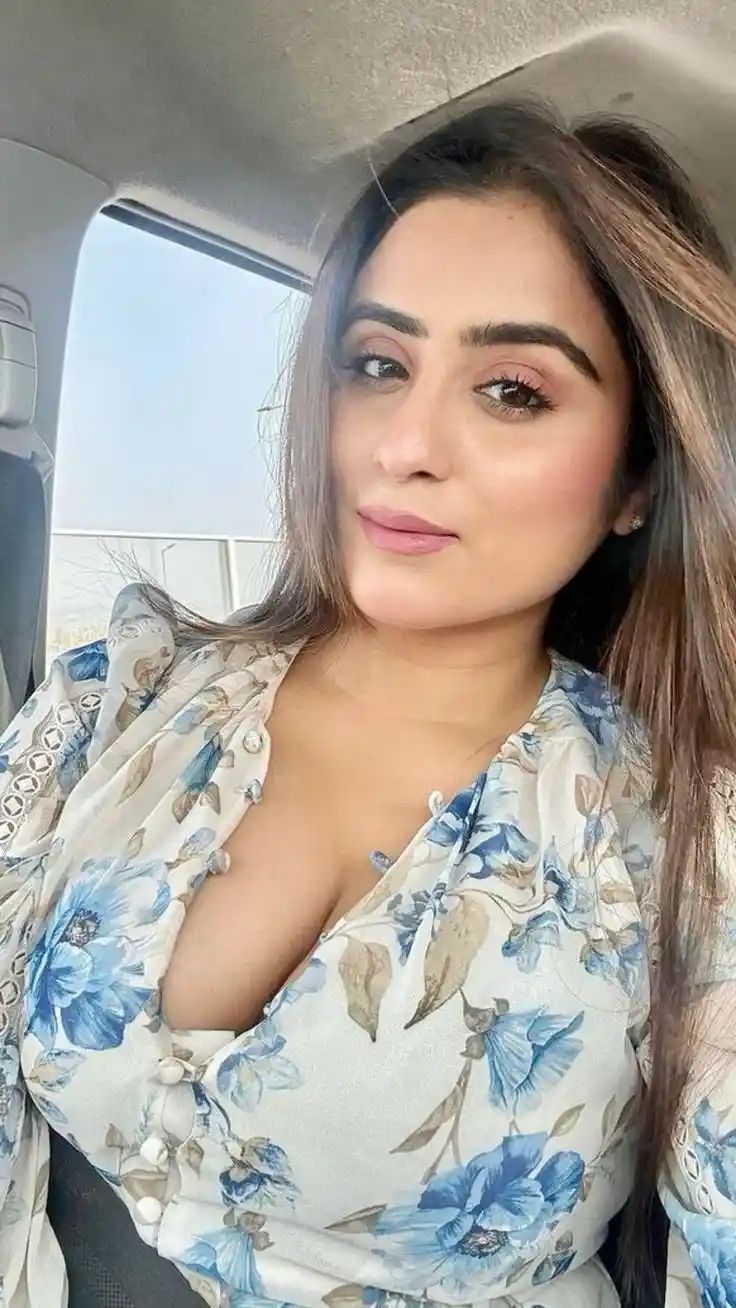 mast ladki ki dp