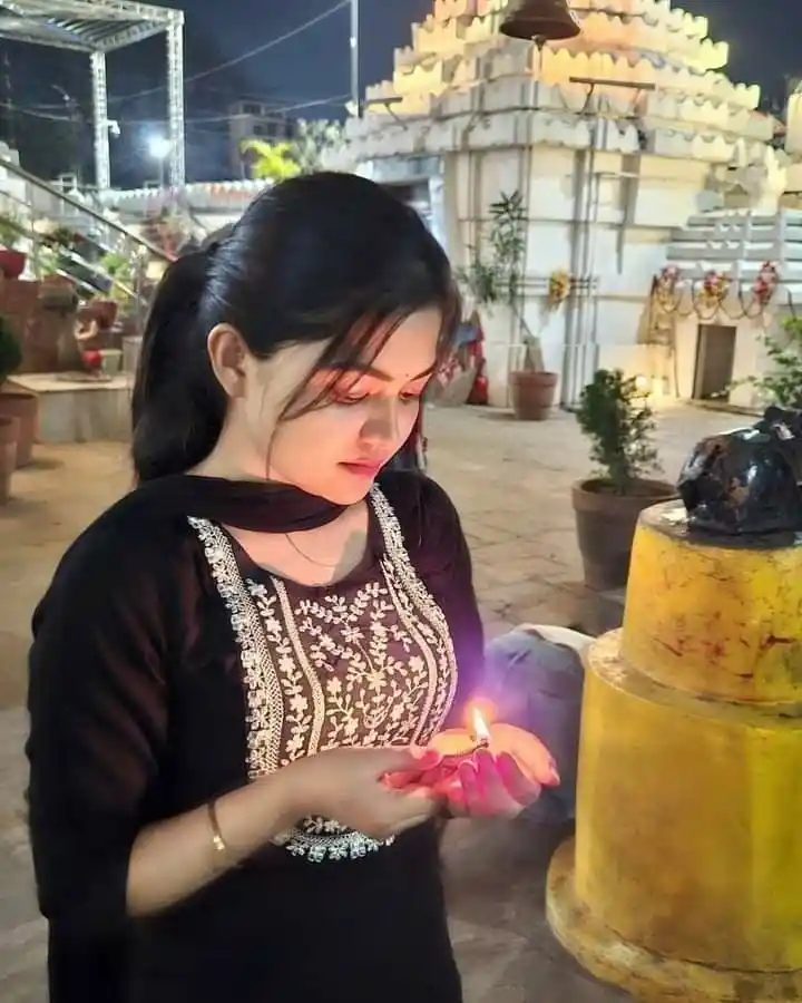 real girl dp attitude