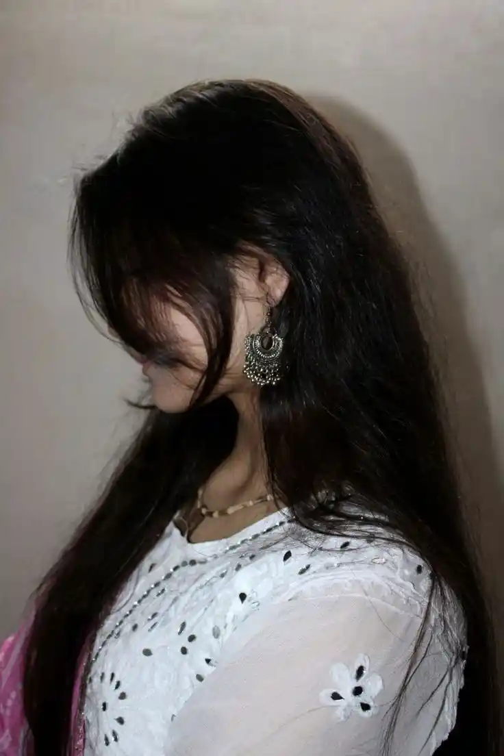 real girl dp hide face