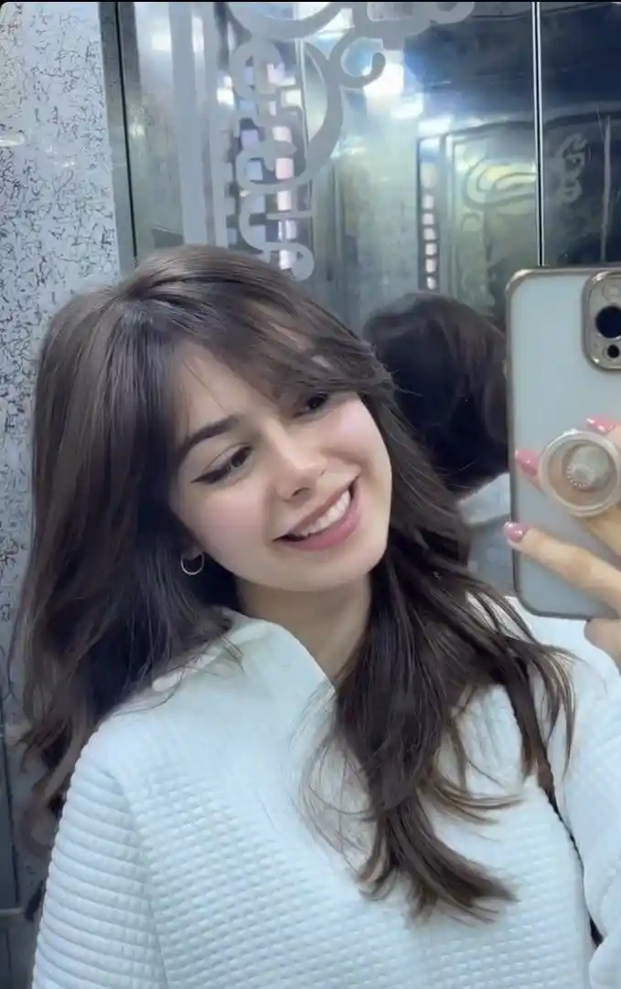 roti hui ladki ki dp