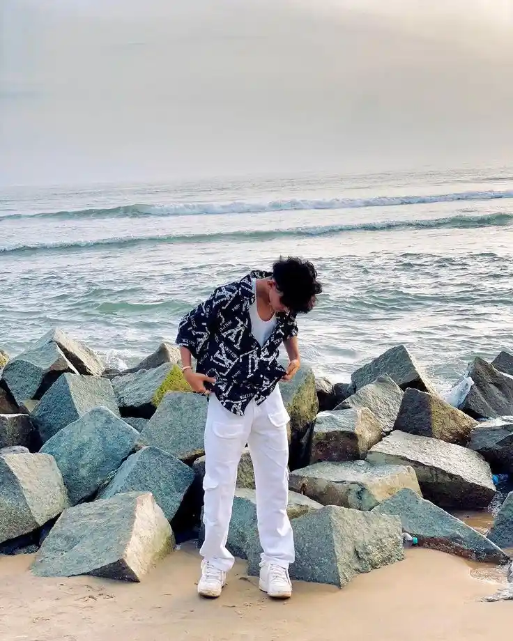 stylish attitude boys dp