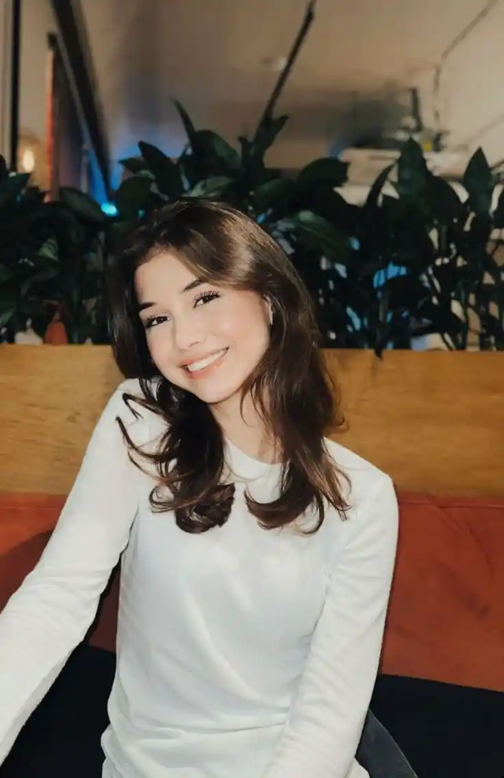 stylish dp for girls