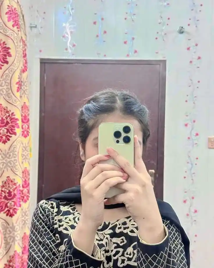 stylish real girl pic