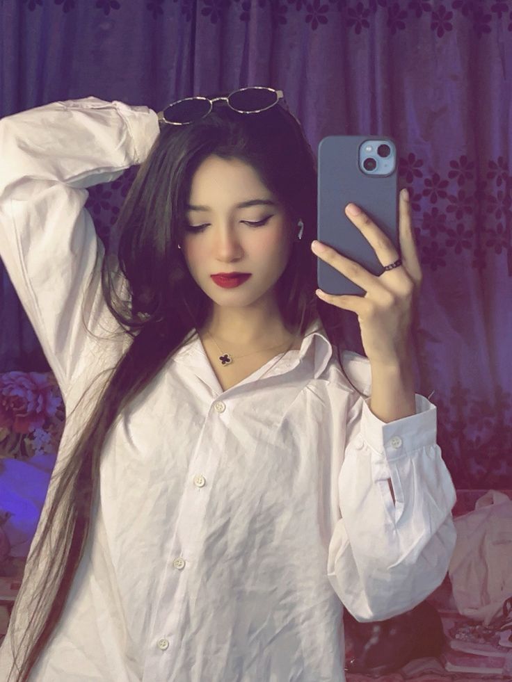 Cute Attitude Girls DP