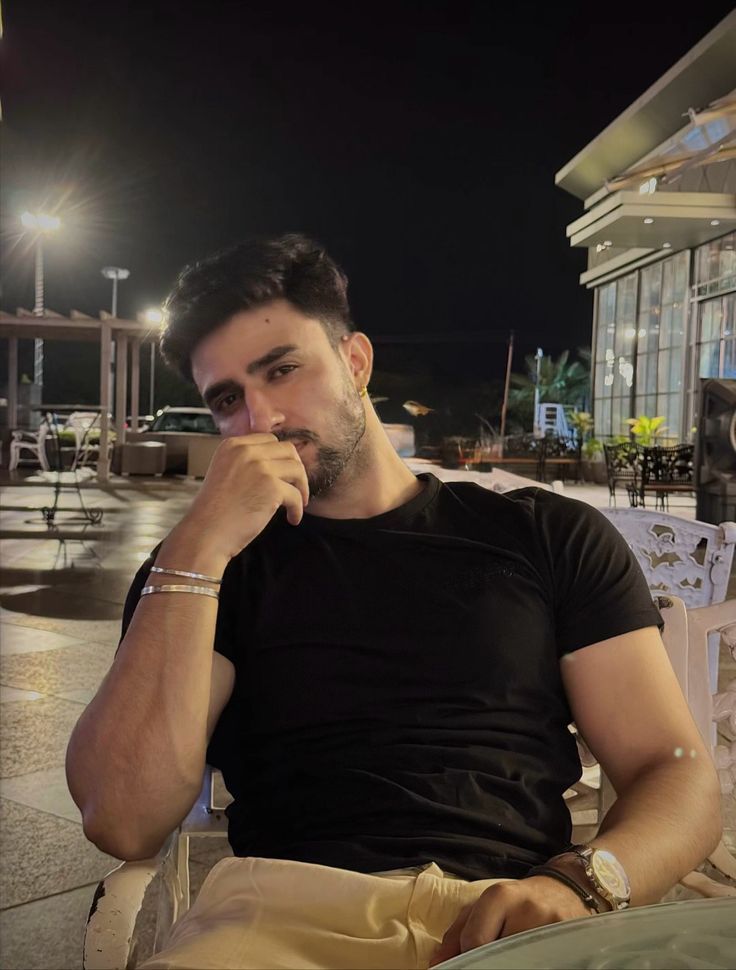 Cute Boys Profile Pictures