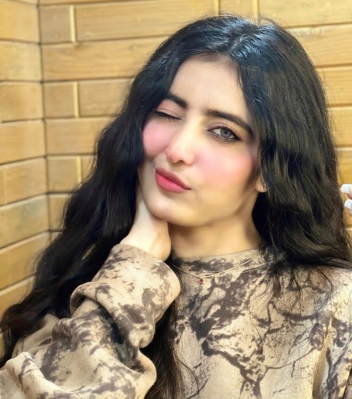 Cute Instagram Dp For Girls