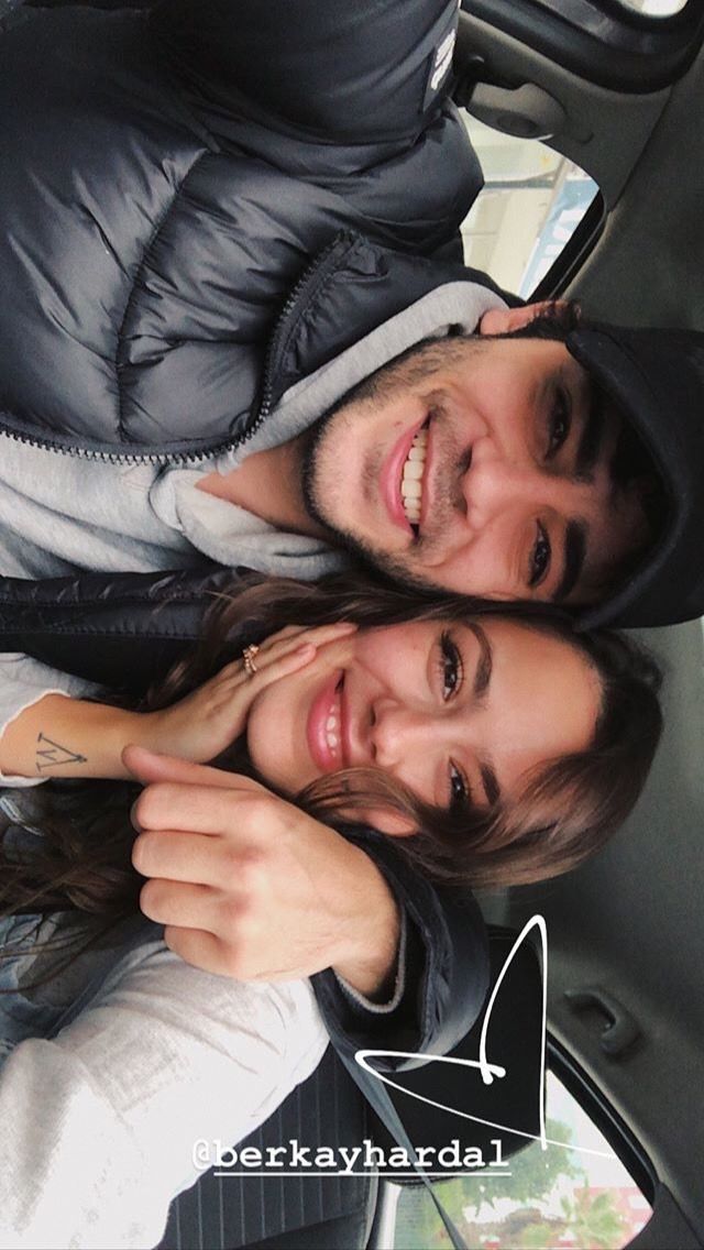 Cute Love Dp Profile Pictures