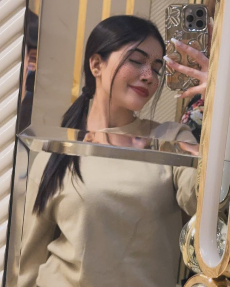 Girls DP for Instagram