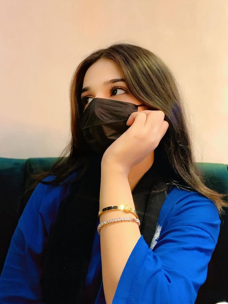 Hidden Face Attitude Instagram Dp for Girls