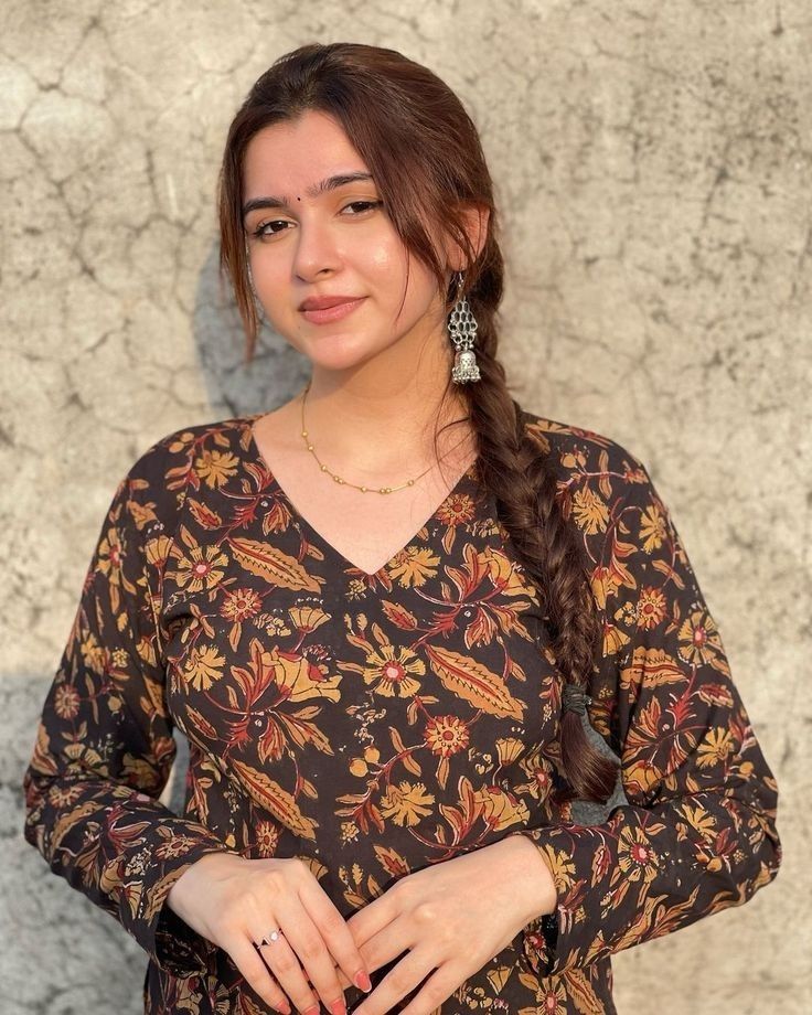 Instagram Muslim Girls Profile Pictures