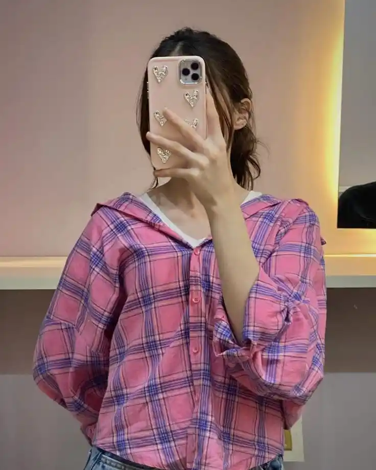 aesthetic dp for instagram for girl mirror selfie 35