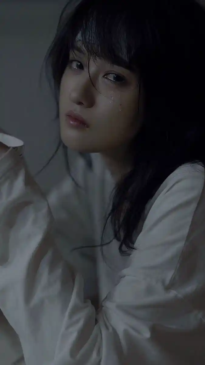 black sad dp girl for whatsapp