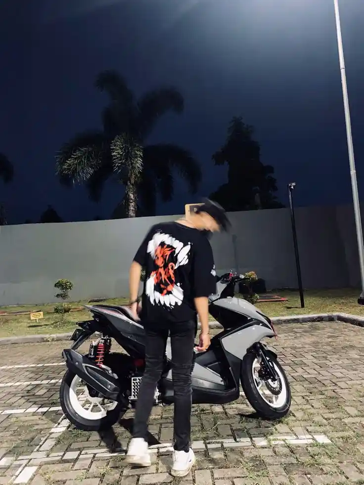 crying sad boy dp for instagram