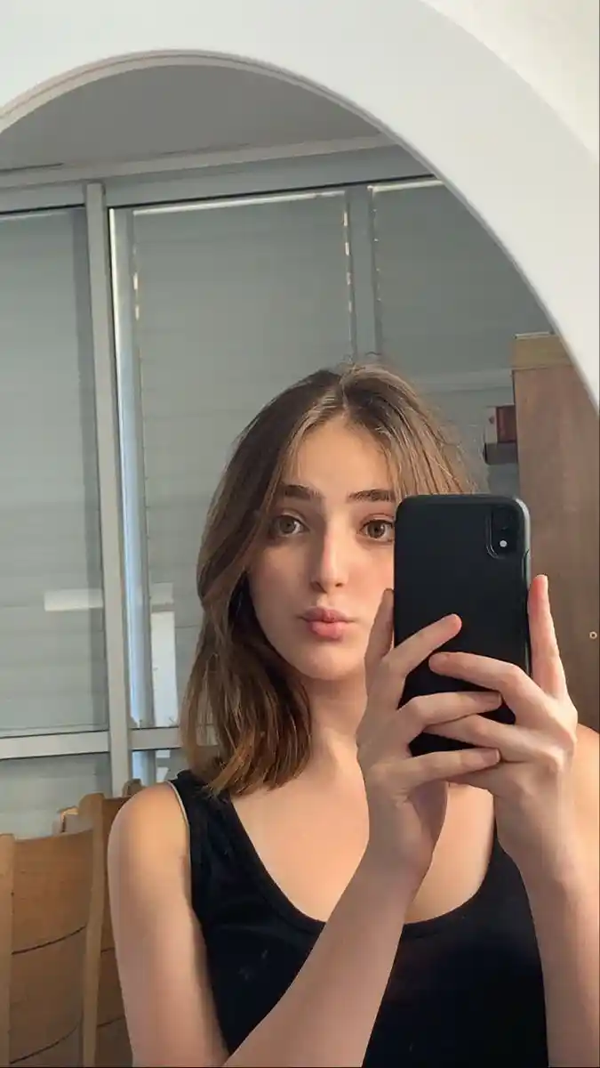 cute dp for girls 41