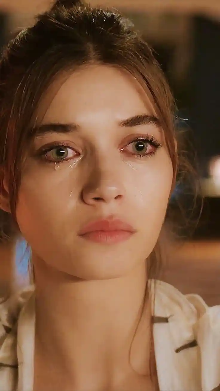 emotional sad dp girl