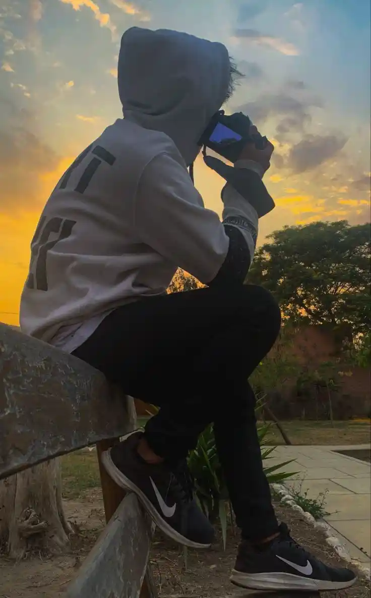 sad boy dp back side