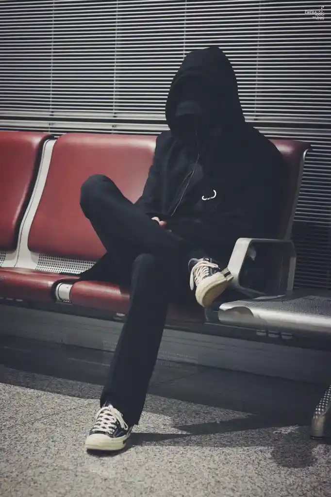 sad dp boy alone cartoon 1