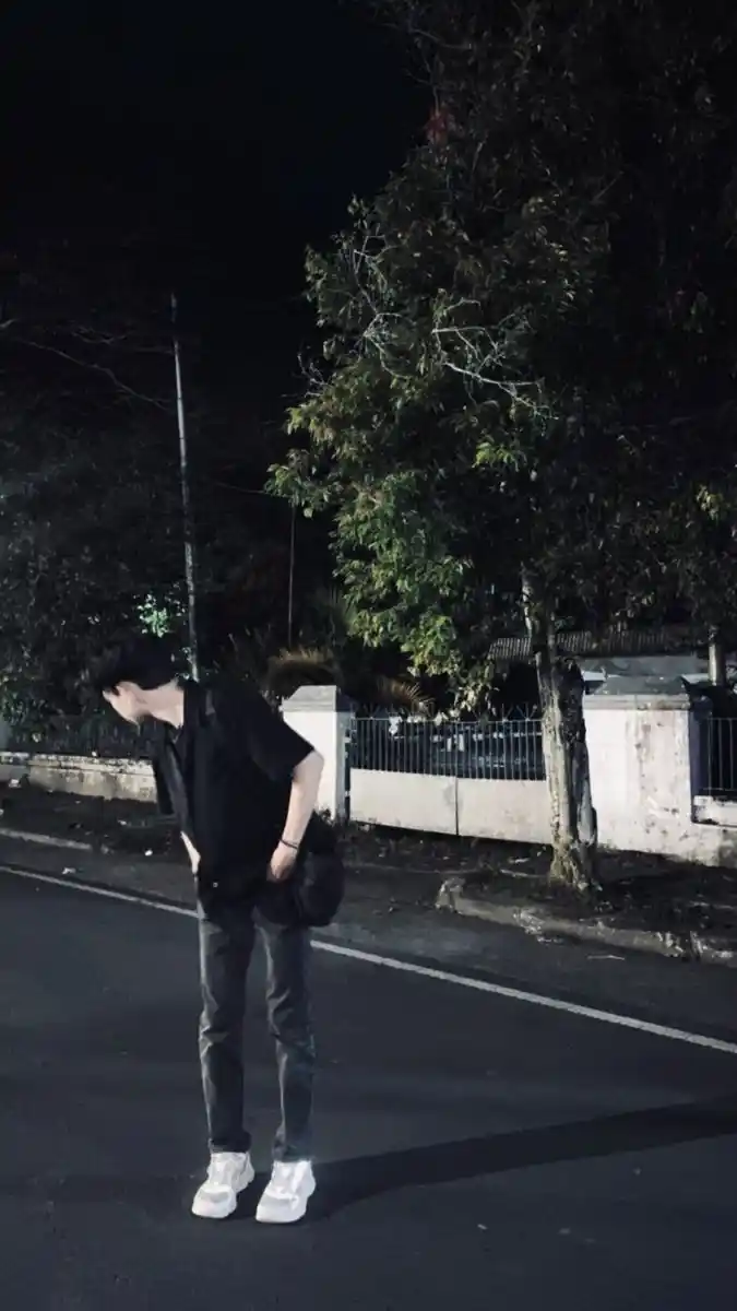 sad dp boy alone hd download