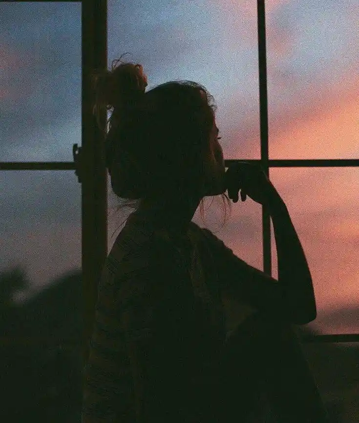 sad dp girl back side