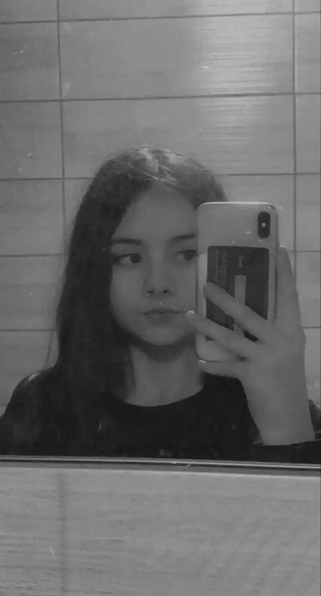 whatsapp dp girls back 99